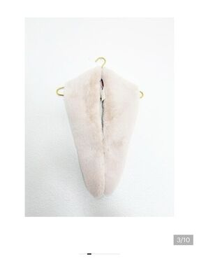 Anthropologie Nookie LONDON Plush Faux Fur Scarf - Light Blush